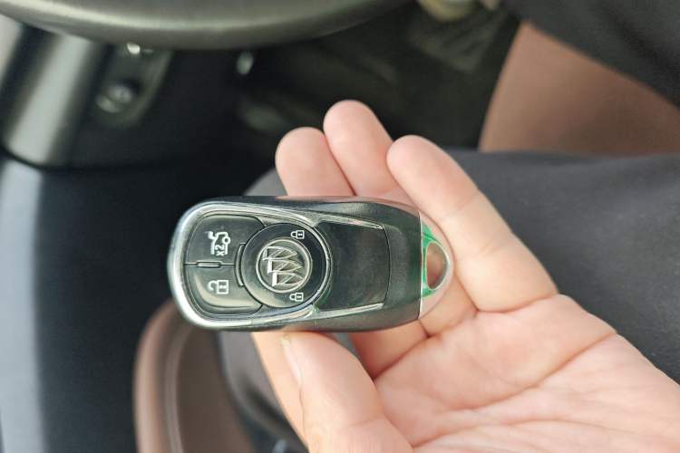 Used Buick Regal 2019 20T Elite Version China V Standard Interior 1
