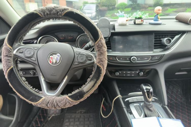 Used Buick Regal 2019 20T Elite Version China VI Standard Interior 2