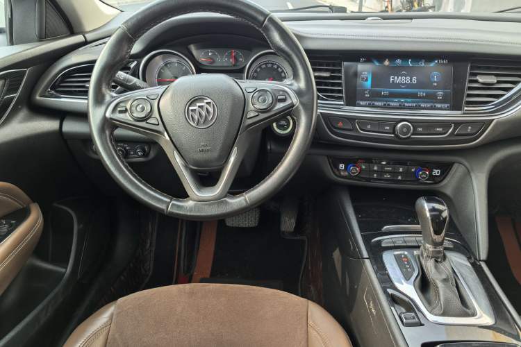 Used Buick Regal 2019 20T Elite Version China VI Standard Interior 2