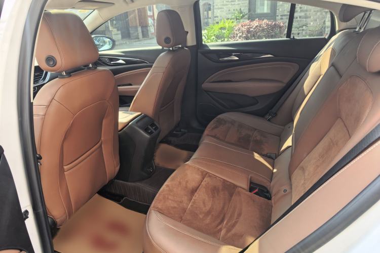 Used Buick Regal 2019 20T Elite Version China VI Standard Interior 2