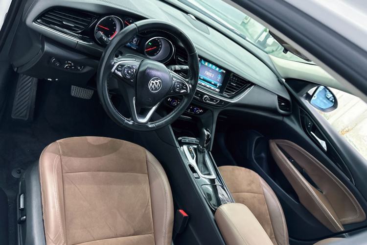 Used Buick Regal 2019 20T Elite Version China VI Standard Interior 2