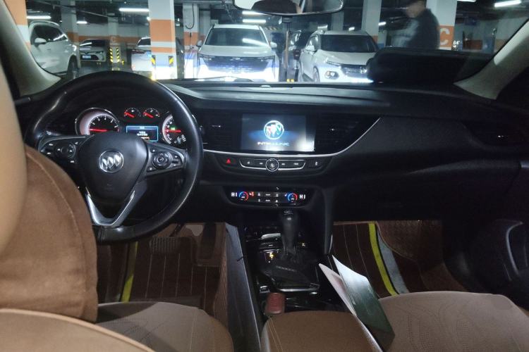 Used Buick Regal 2019 20T Elite Version China VI Standard Interior 2