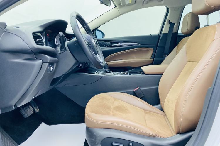 Used Buick Regal 2019 20T Elite Version China VI Standard Interior 2