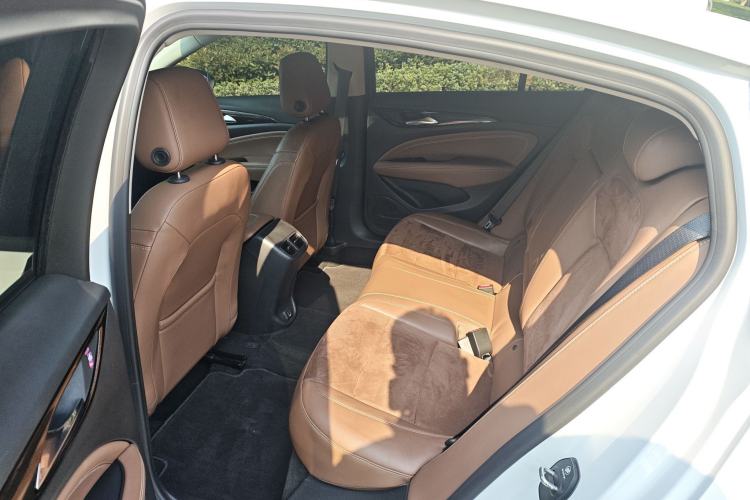 Used Buick Regal 2019 20T Luxury Model China VI Standard Interior 3