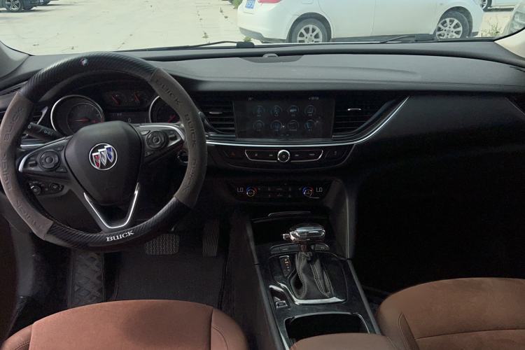 Used Buick Regal 2019 20T Elite Version China V Standard Interior 4