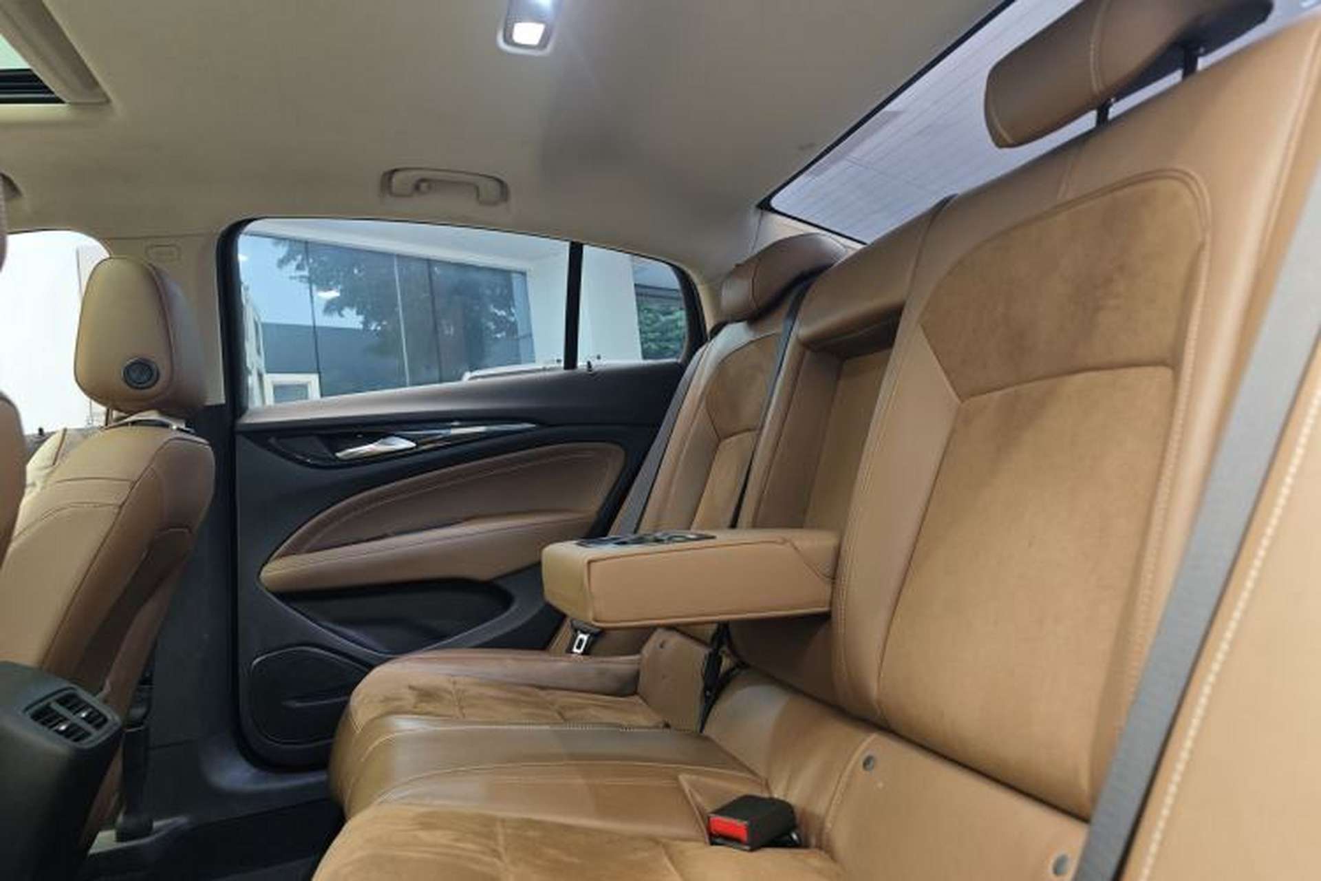 Used Buick Regal 2019 20T Luxury Model China VI Standard Interior 4