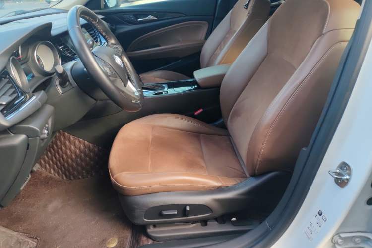 Used Buick Regal 2019 20T Luxury Model China VI Standard Interior 4