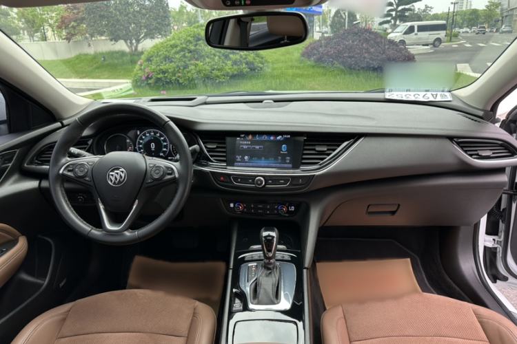 Used Buick Regal 2019 28T Luxury Edition China VI Interior 4