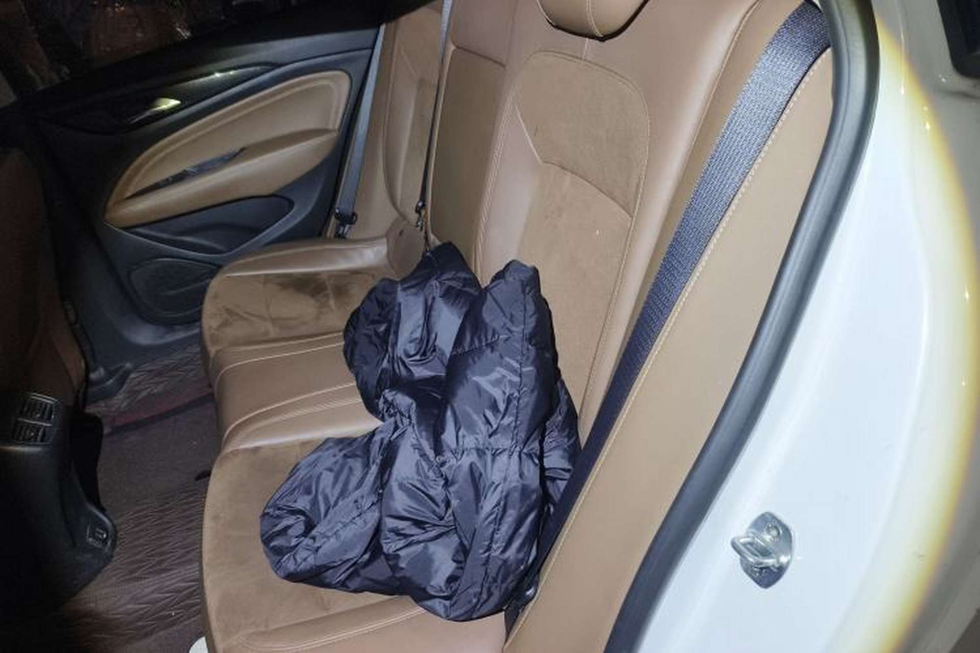 Used Buick Regal 2019 20T Luxury Model China VI Standard Interior 4