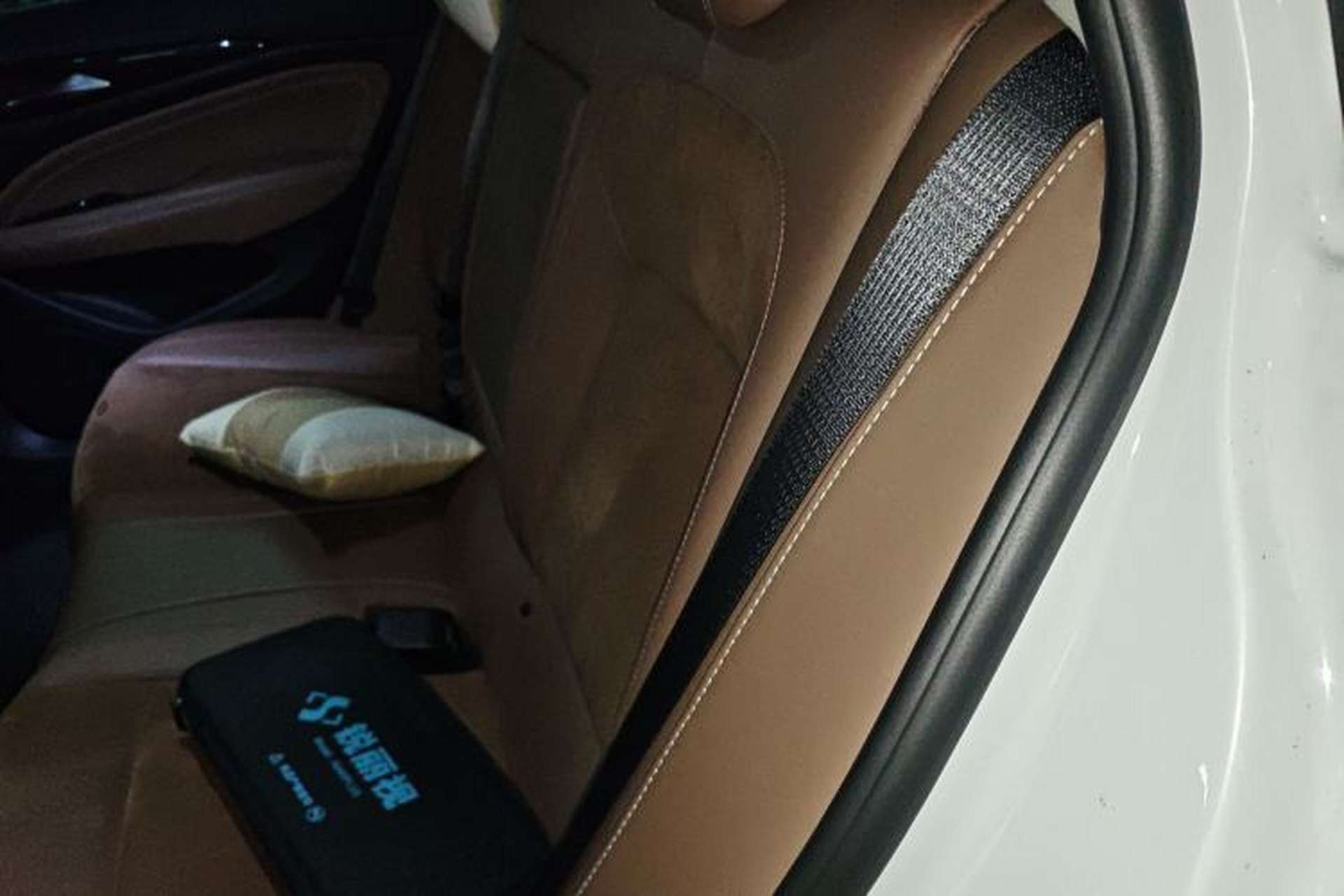 Used Buick Regal 2019 20T Elite Version China VI Standard Interior 4
