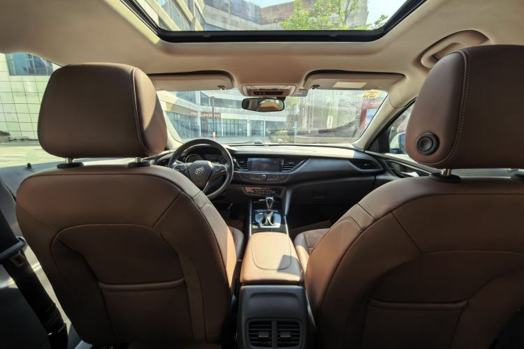 Used Buick Regal 2019 20T Elite Version China VI Standard Interior 4