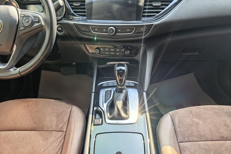 Used Buick Regal 2019 20T Elite Version China VI Standard Interior 6