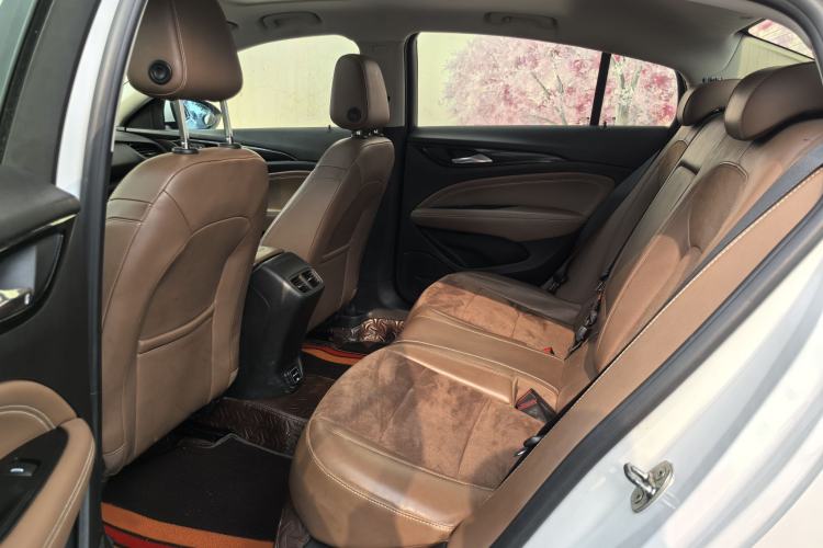 Used Buick Regal 2019 20T Elite Version China VI Standard Interior 7