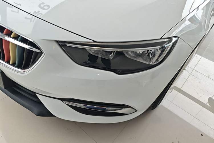 Used Buick Regal 2019 20T Elite Version China VI Standard Left Front Headlight