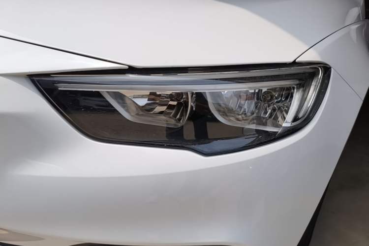 Used Buick Regal 2019 20T Elite Version China VI Standard Left Front Headlight