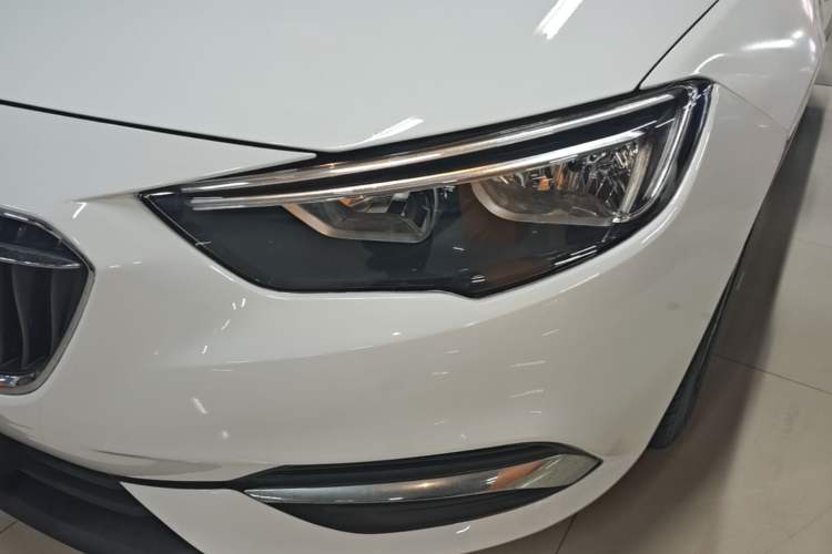 Used Buick Regal 2019 20T Elite Version China VI Standard Left Front Headlight