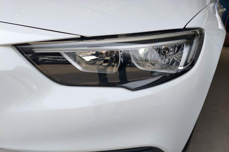 Used Buick Regal 2019 20T Elite Version China VI Standard Left Front Headlight