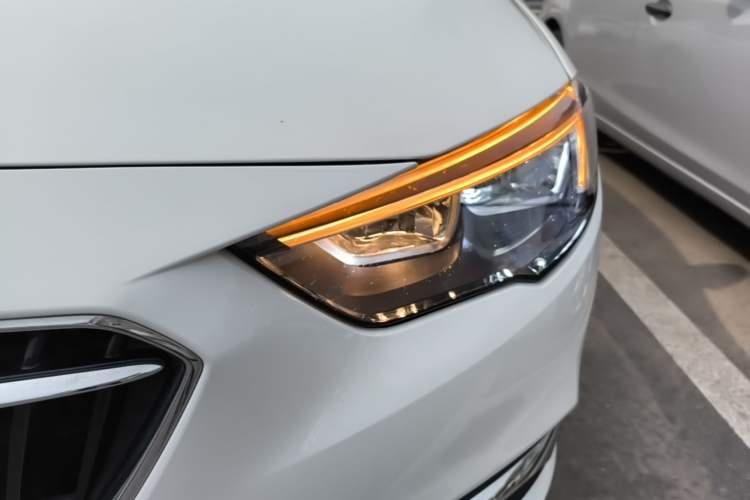 Used Buick Regal 2019 20T Elite Version China VI Standard Left Front Headlight