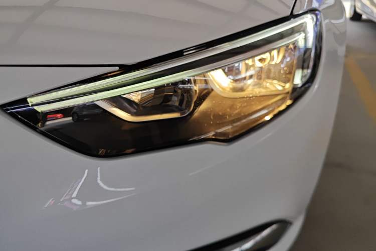 Used Buick Regal 2019 20T Elite Version China VI Standard Left Front Headlight