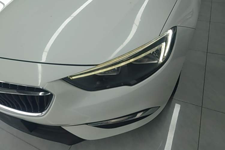 Used Buick Regal 2019 20T Elite Version China VI Standard Left Front Headlight
