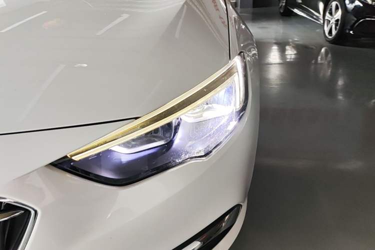 Used Buick Regal 2019 20T Elite Version China VI Standard Left Front Headlight