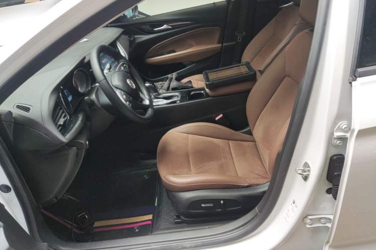 Used Buick Regal 2019 20T Elite Version China VI Standard Left Front Seat