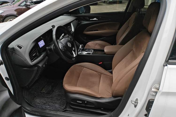 Used Buick Regal 2019 20T Elite Version China VI Standard Left Front Seat
