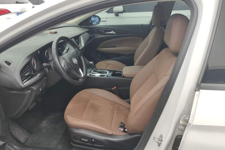 Used Buick Regal 2019 Revised 20T Luxury Version China VI Standard Left Front Seat