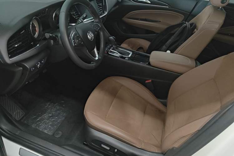 Used Buick Regal 2019 20T Elite Version China VI Standard Left Front Seat