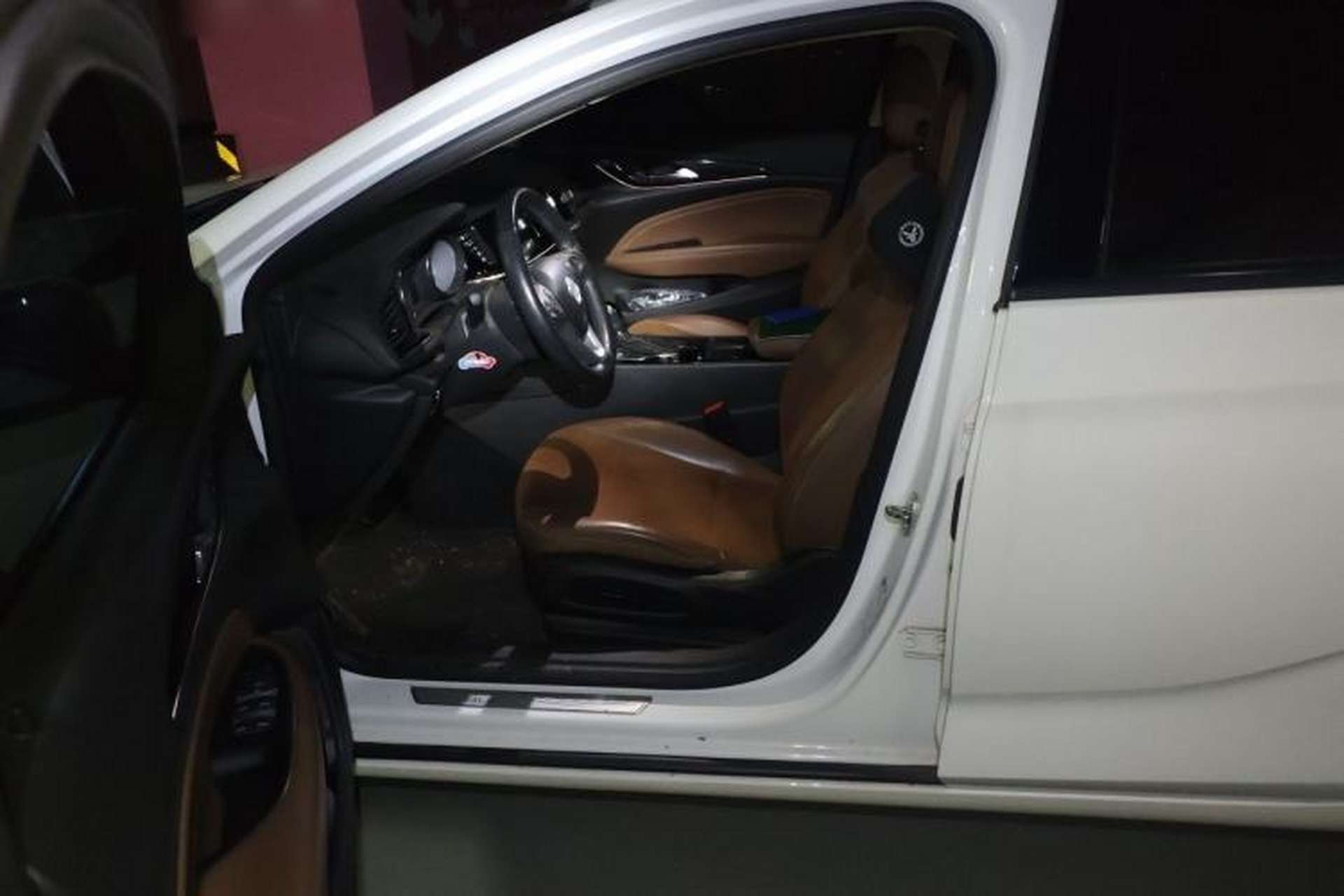 Used Buick Regal 2019 20T Elite Version China VI Standard Left Front Seat