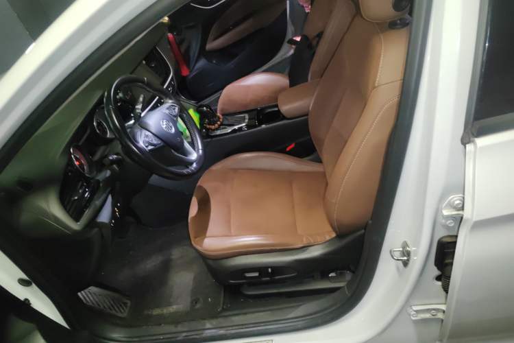 Used Buick Regal 2019 20T Luxury Model China V Standard Left Front Seat