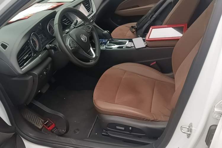 Used Buick Regal 2019 20T Elite Version China VI Standard Left Front Seat