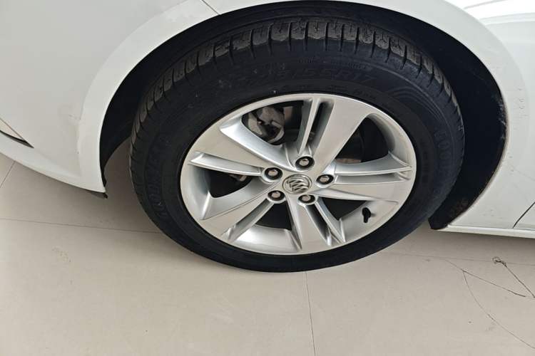 Used Buick Regal 2019 20T Elite Version China VI Standard Left Front Wheel Hub