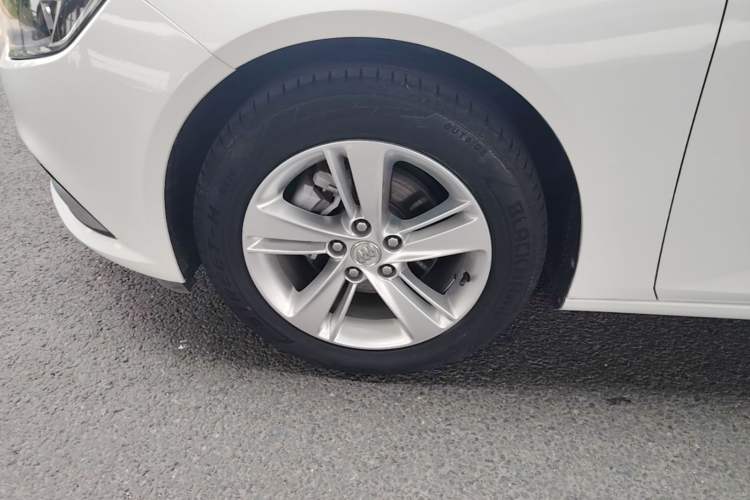 Used Buick Regal 2019 20T Elite Version China V Standard Left Front Wheel Hub