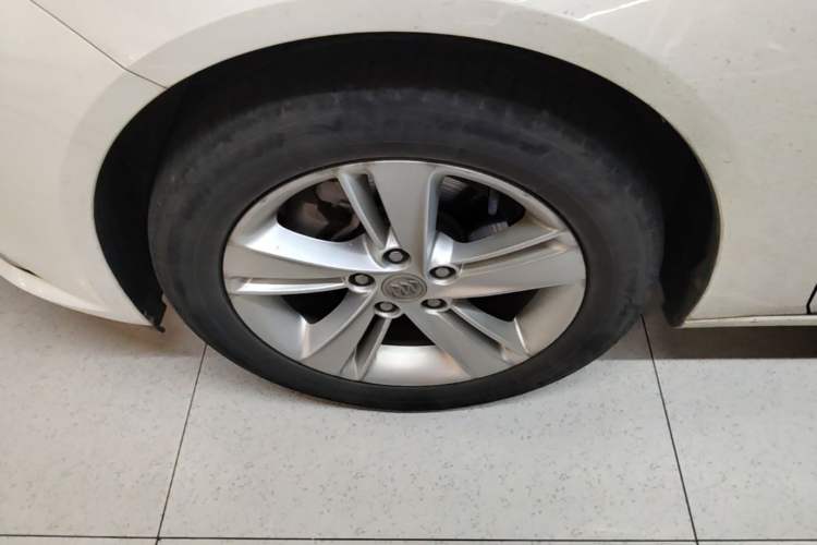 Used Buick Regal 2019 20T Elite Version China VI Standard Left Front Wheel Hub