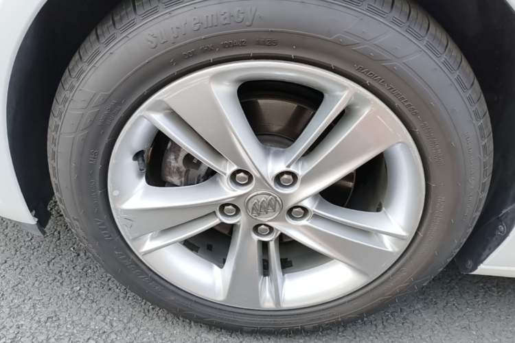 Used Buick Regal 2019 20T Elite Version China VI Standard Left Front Wheel Hub