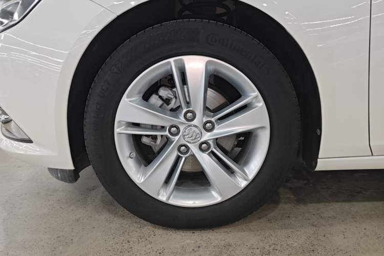 Used Buick Regal 2019 20T Elite Version China V Standard Left Front Wheel Hub