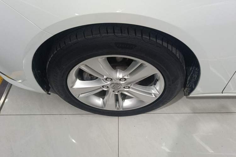 Used Buick Regal 2019 20T Elite Version China VI Standard Left Front Wheel Hub