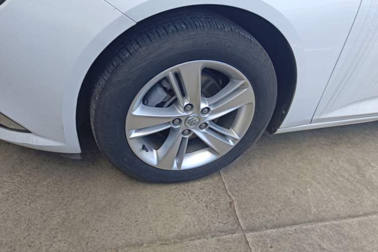 Used Buick Regal 2019 20T Elite Version China VI Standard Left Front Wheel Hub