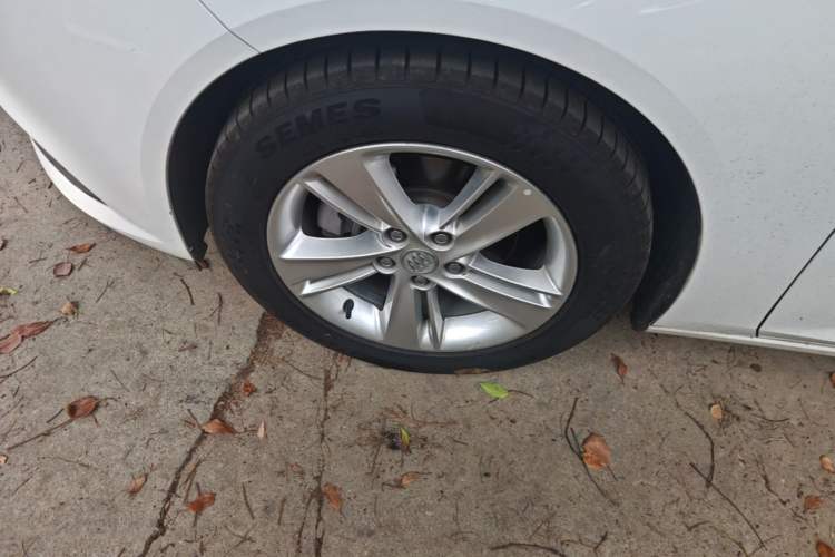 Used Buick Regal 2019 20T Elite Version China VI Standard Left Front Wheel Hub