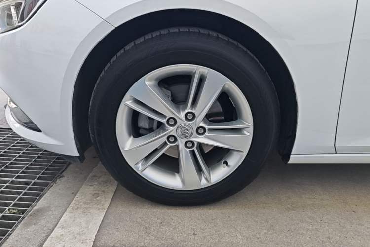 Used Buick Regal 2019 20T Elite Version China VI Standard Left Front Wheel Hub