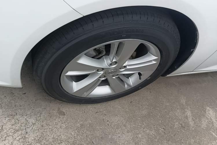 Used Buick Regal 2019 20T Elite Version China VI Standard Left Front Wheel Hub