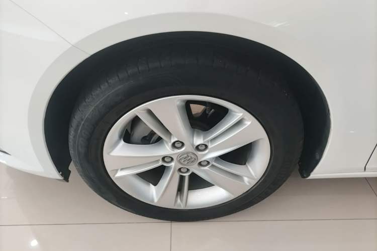 Used Buick Regal 2019 20T Elite Version China VI Standard Left Front Wheel Hub