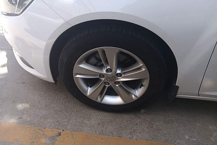 Used Buick Regal 2019 20T Elite Version China VI Standard Left Front Wheel Hub