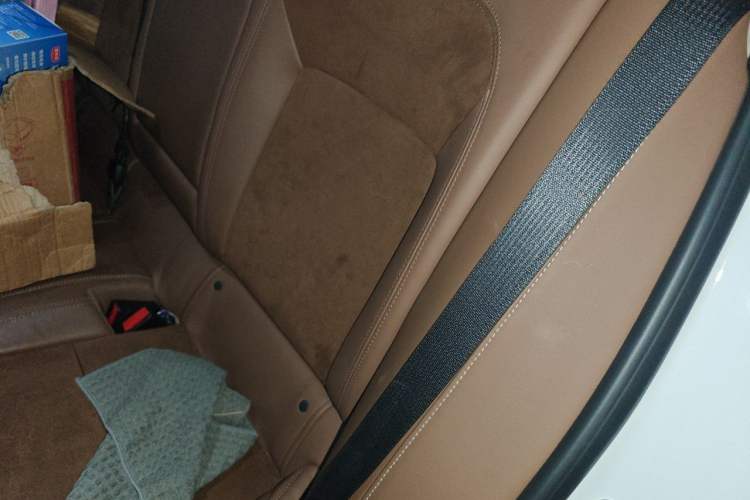 Used Buick Regal 2019 20T Elite Version China VI Standard Left Rear Seat
