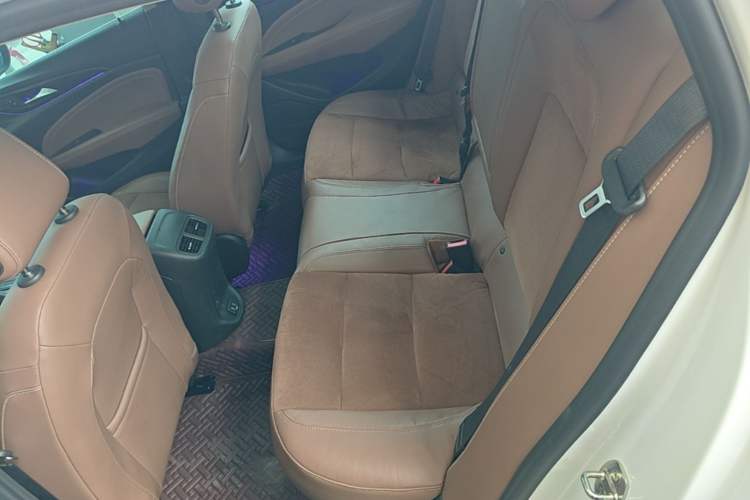 Used Buick Regal 2019 20T Elite Version China VI Standard Left Rear Seat