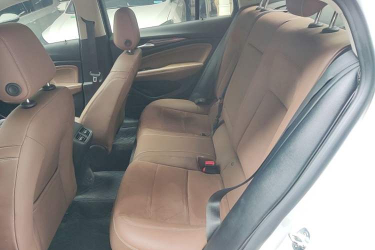 Used Buick Regal 2019 20T Elite Version China VI Standard Left Rear Seat