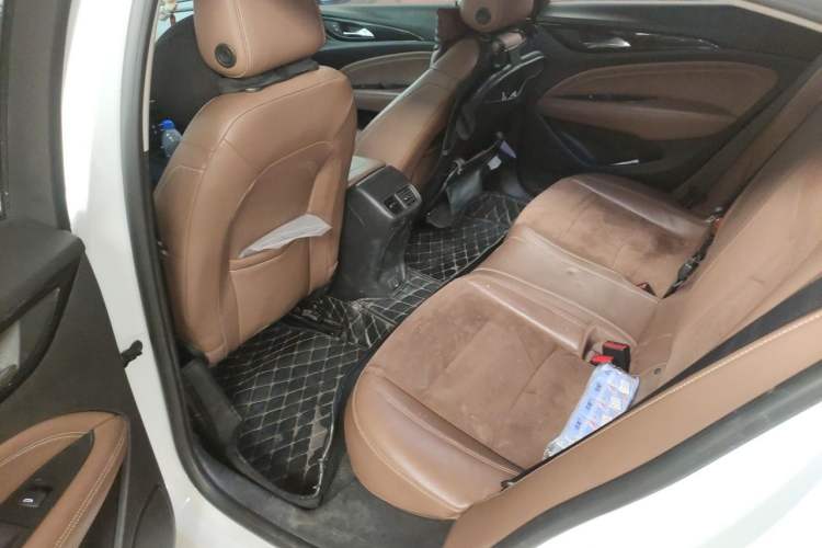 Used Buick Regal 2019 20T Elite Version China VI Standard Left Rear Seat