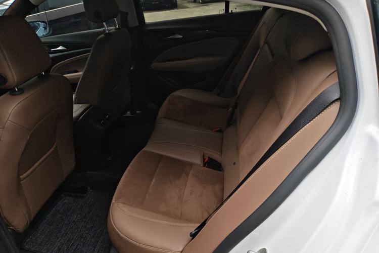 Used Buick Regal 2019 20T Elite Version China VI Standard Left Rear Seat
