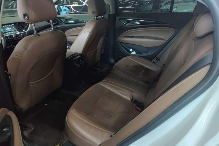 Used Buick Regal 2019 20T Elite Version China VI Standard Left Rear Seat